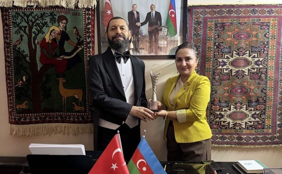 Akif Manaf’a Uluslararası Bir Onur Daha