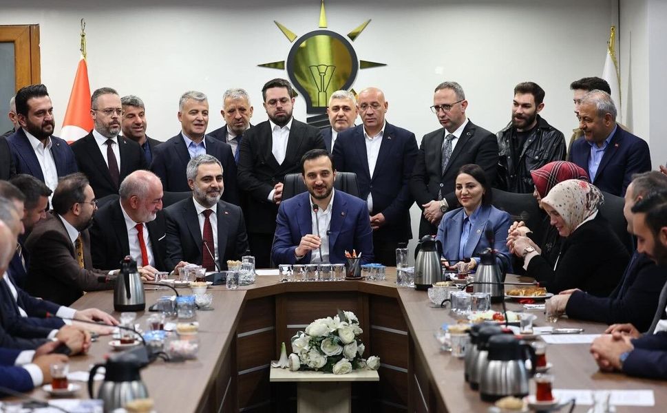 AK Parti Ataşehir’de "Birlik ve Beraberlik" Vurgusu: Serdar Orhan’a Tam Destek!