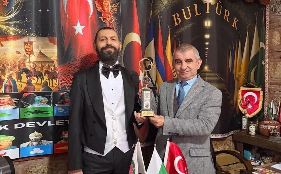 Küresel Barışın Mimarına Bir Ödül de BULTÜRK’ten: Akif Manaf’a "Barış Ödülü"