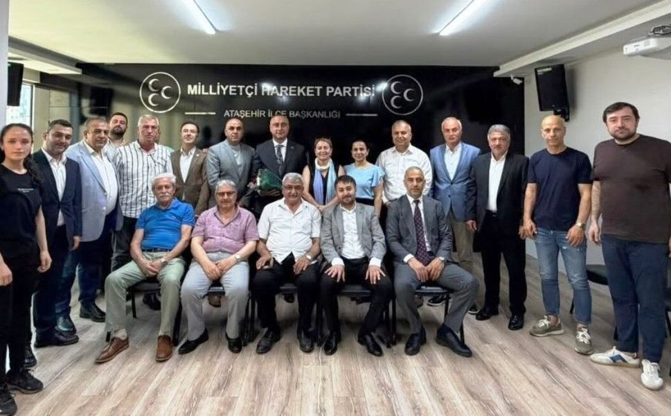 Ataşehirli Muhtarlardan MHP İlçe Başkanlığına Ziyaret