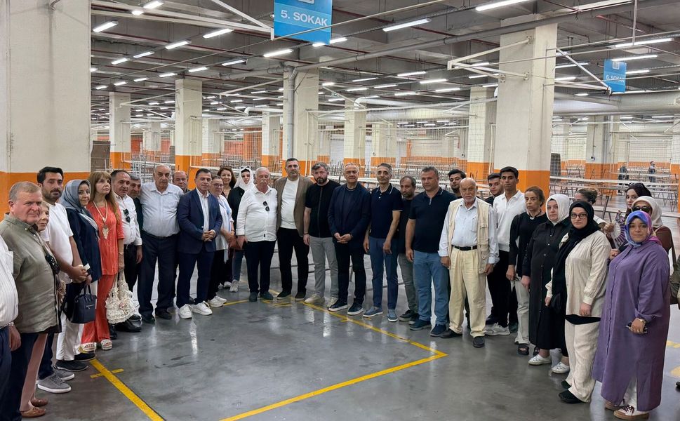 AK Parti İstanbul’dan "AK Belediyeciliği Yerinde Gör" programı